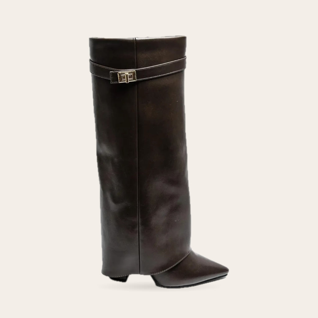 Bottes Jeanne en similicuir chocolat, vue de profil